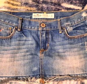 Hollister skirt 😍